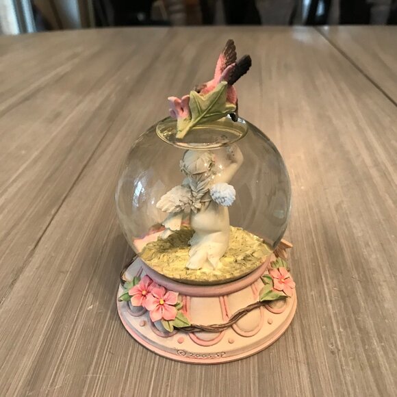 Water Globe "Angel Of Spirit" Ornament - Picture 2 of 3